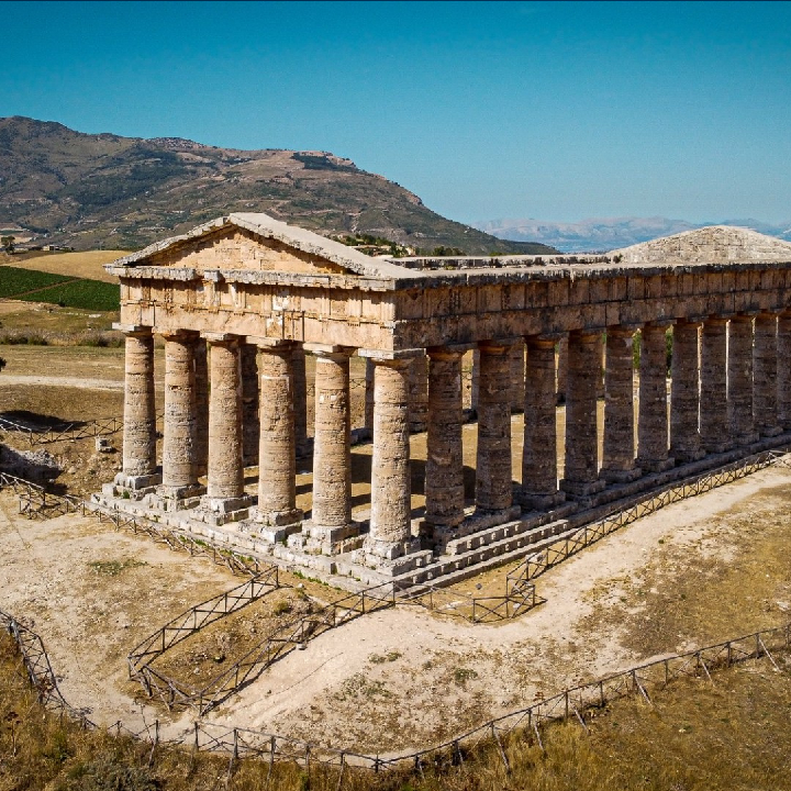 Segesta, Sicilya, İtalya. Regione Siciliana.